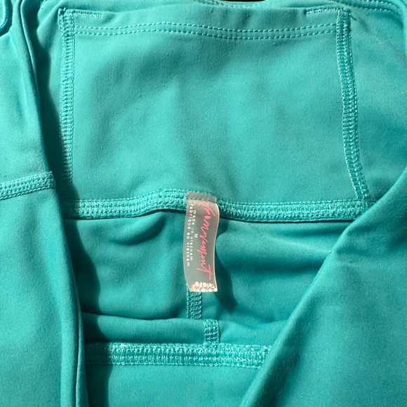 Free People Hearts A Flutter Leggings . Excellent Condition. - Picture 3 of 5